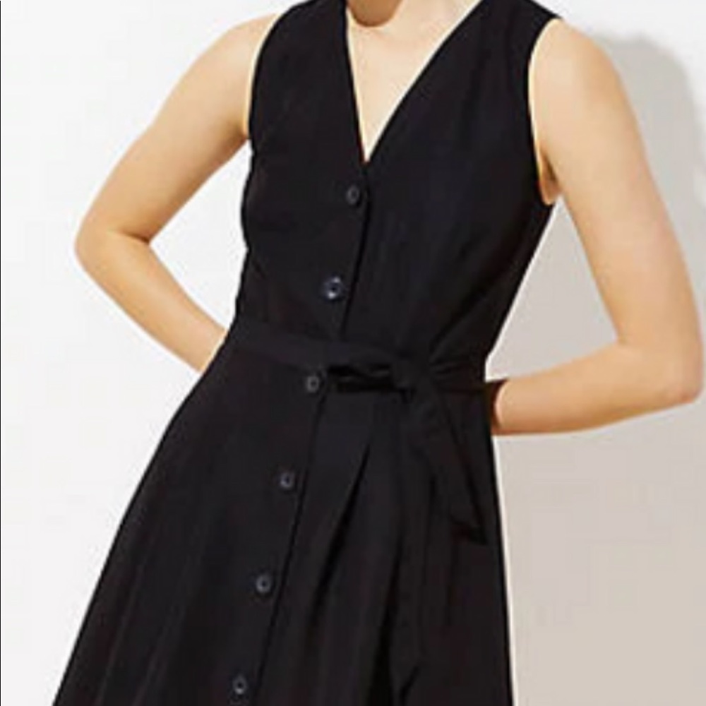 NWT Loft size 2 sleeveless button down v-neck dress in Midnight Sea/Navy Blue